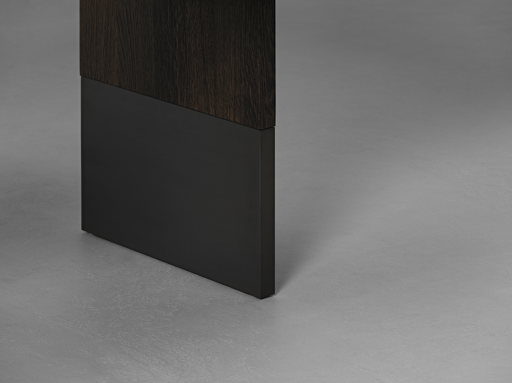 NOTA BENE Dining Table