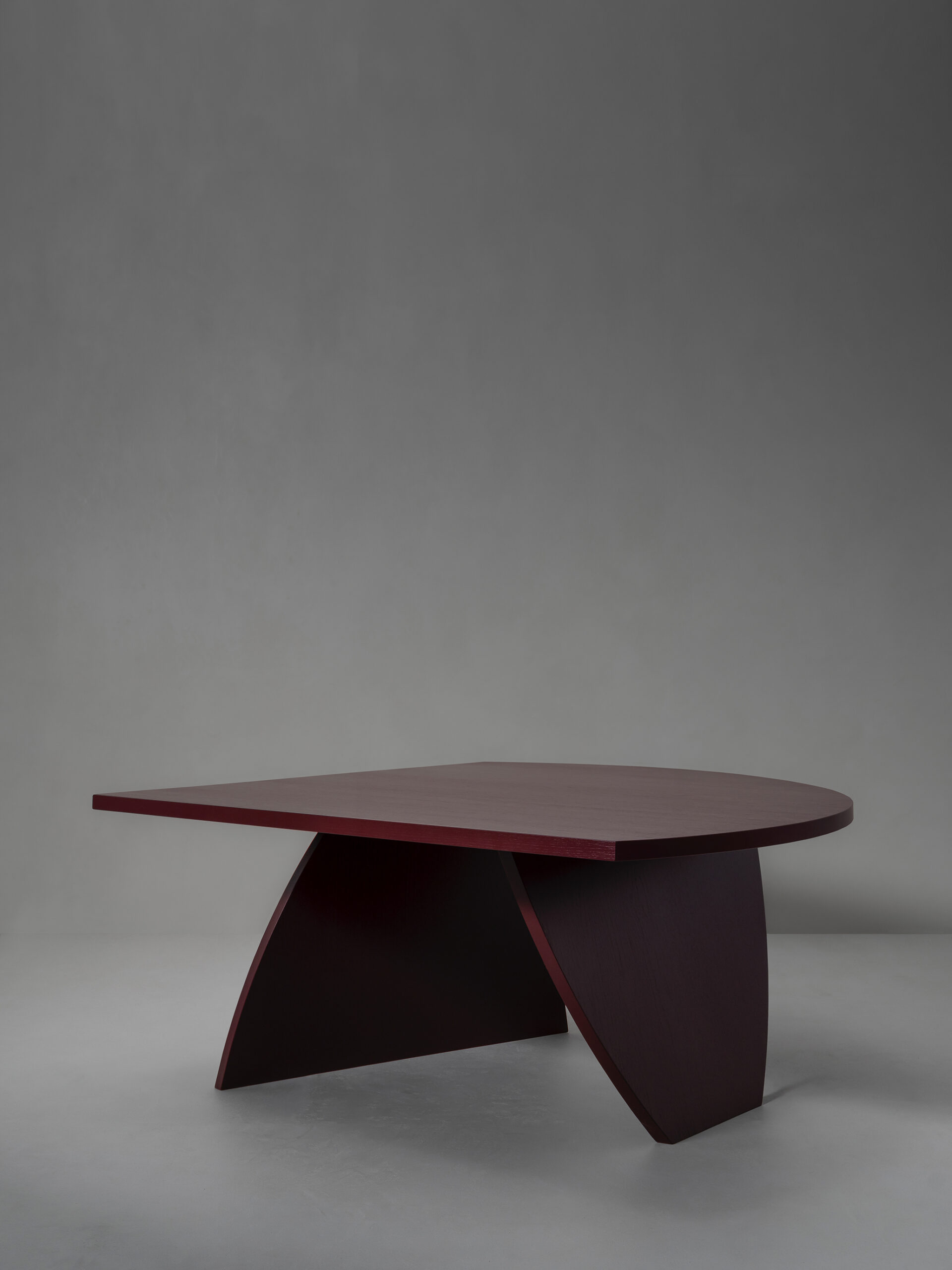 T-ELEMENTS Dining Table