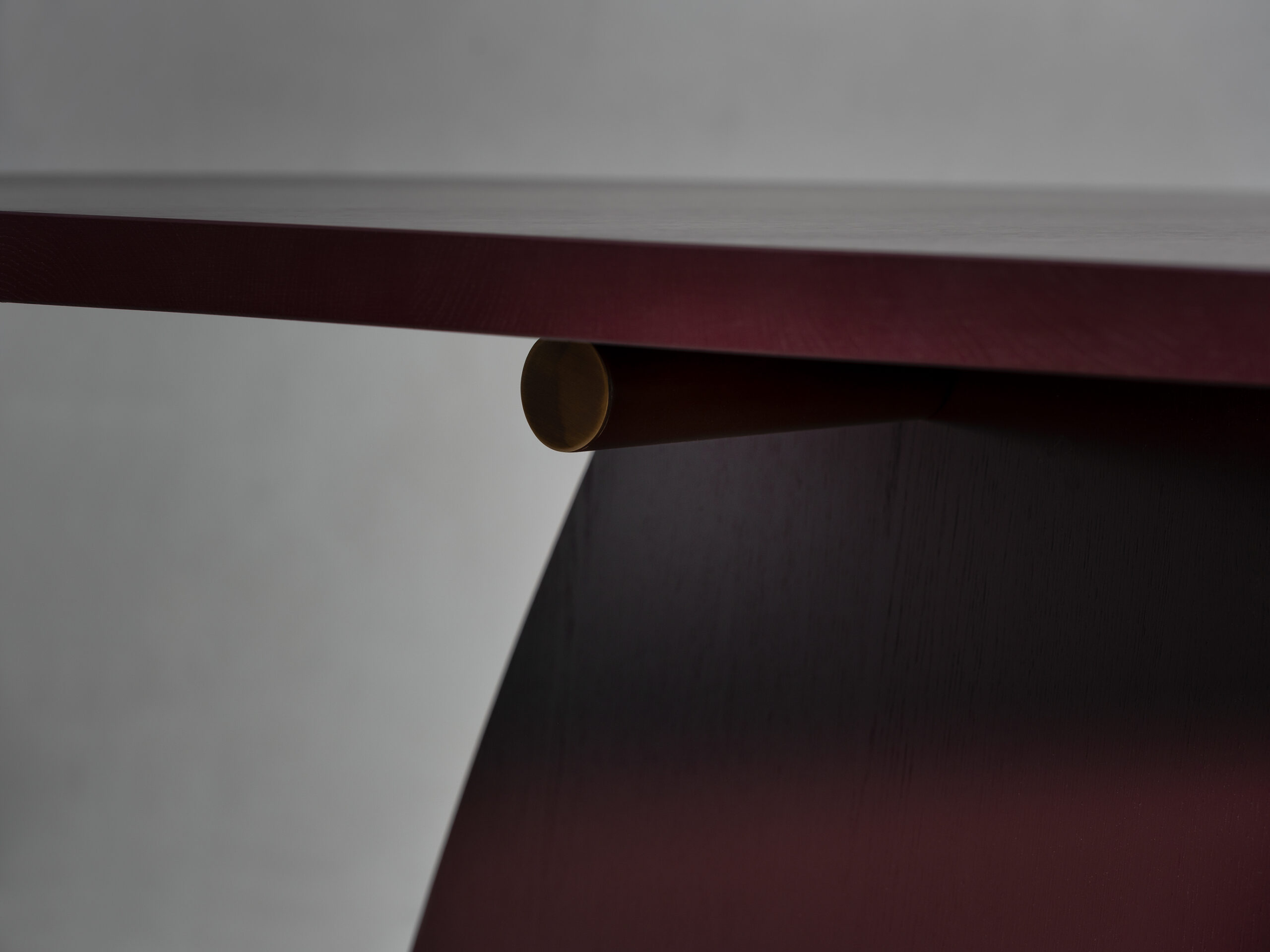 T-ELEMENTS Dining Table