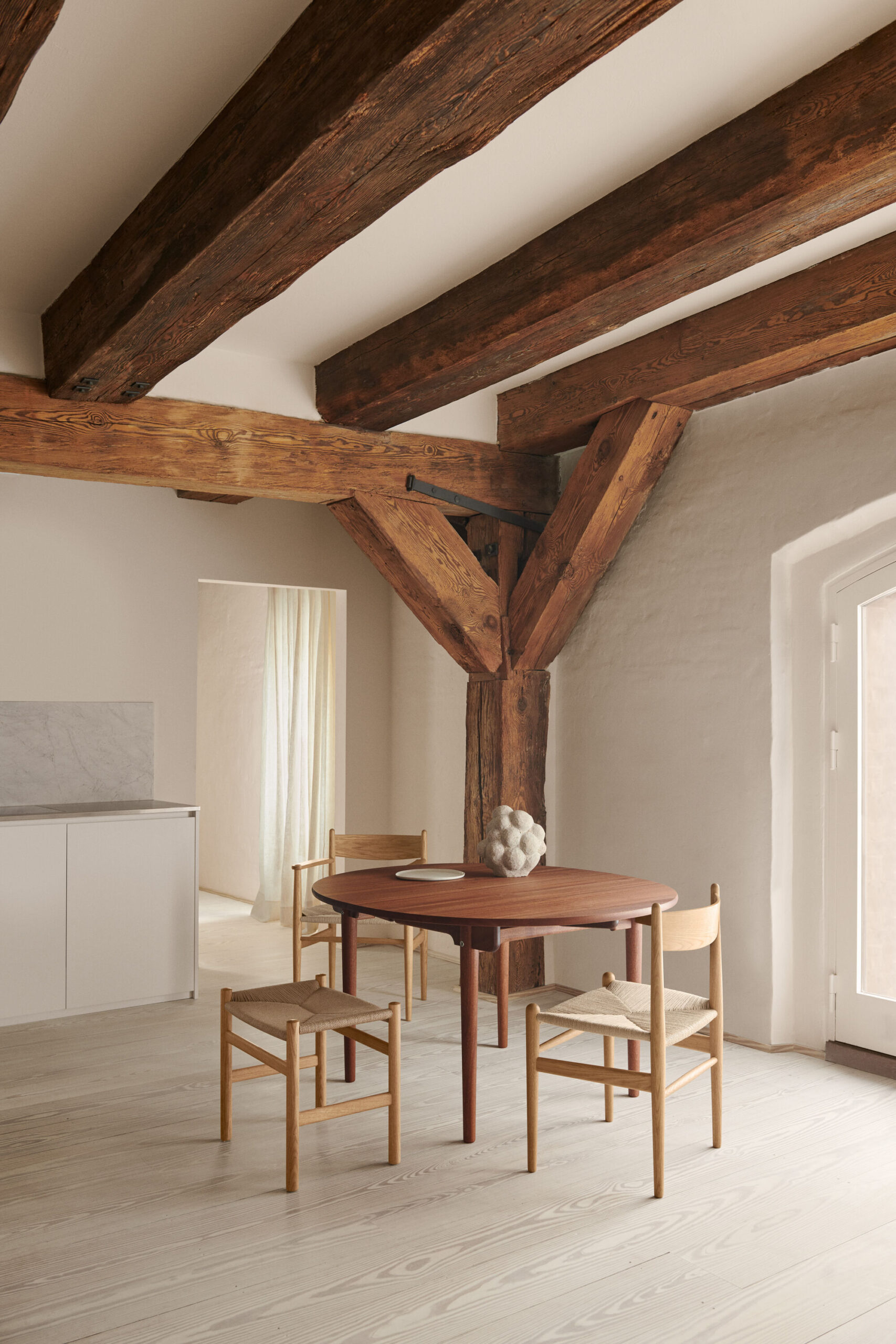 CH337 Dining Table | Hans J. Wegner | 1962