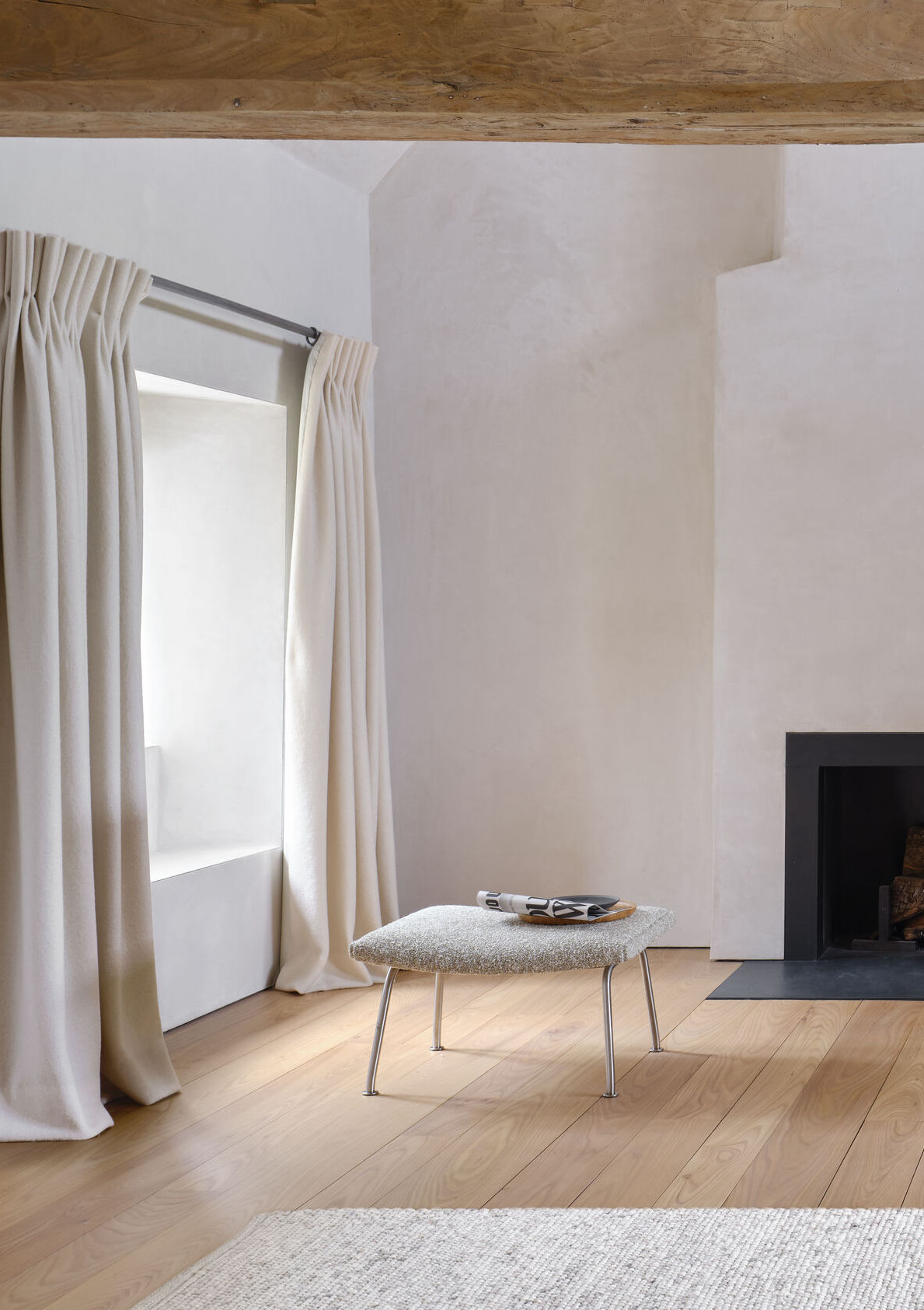 CH446 Footstool | Hans J. Wegner