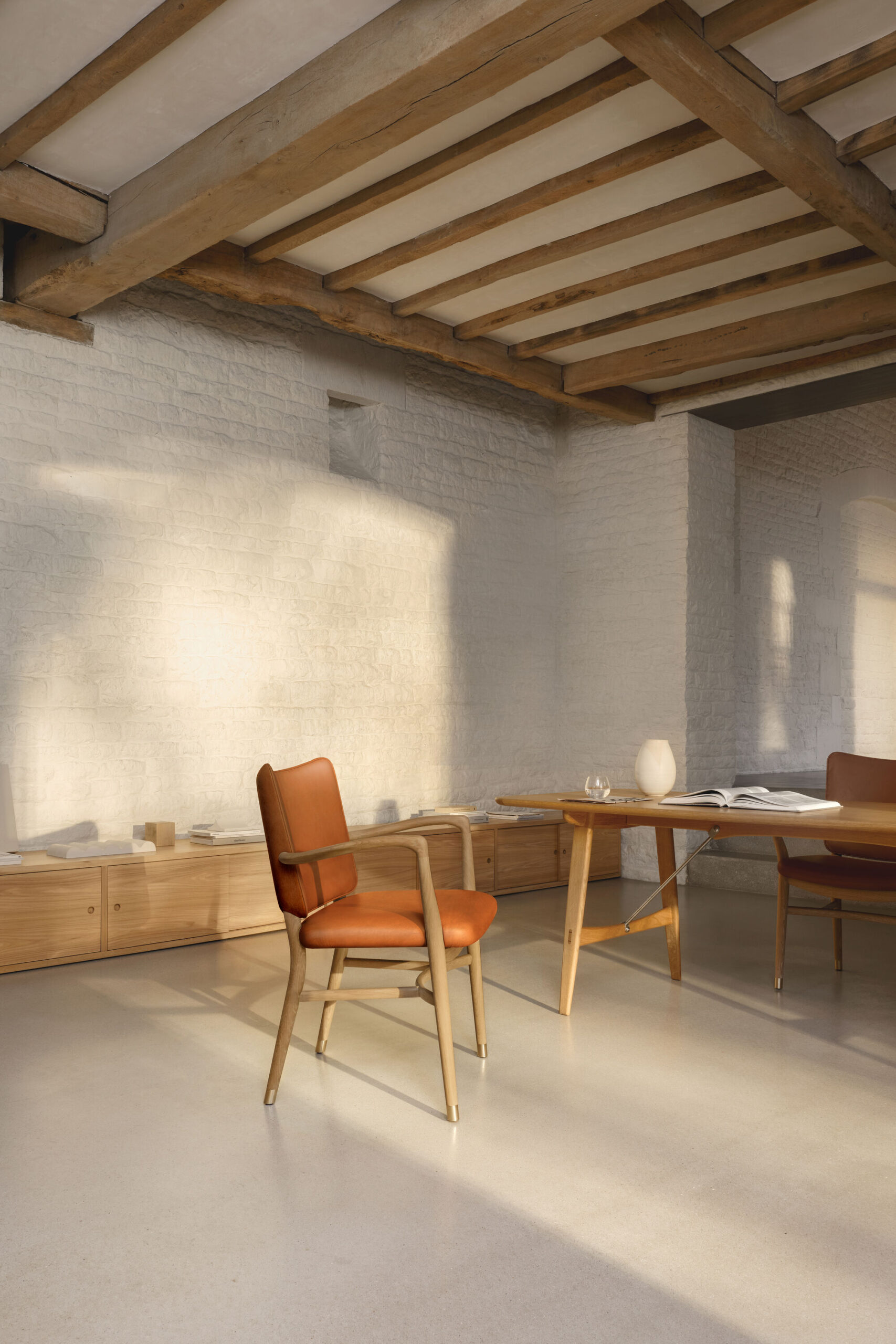 VLA61 Monarch Chair | Vilhelm Lauritzen | 1944