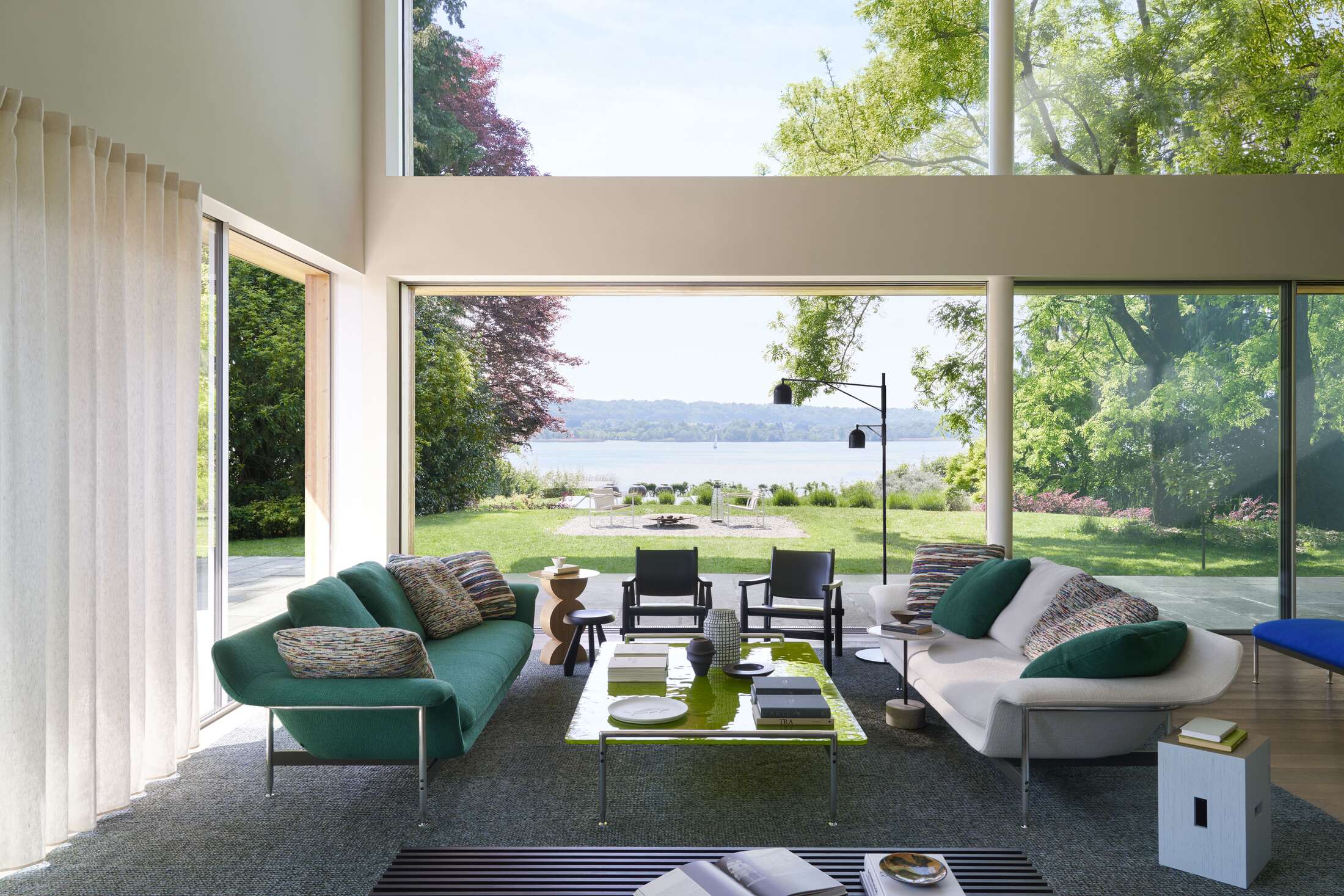 Esosoft Sofa | A. Citterio | 2022