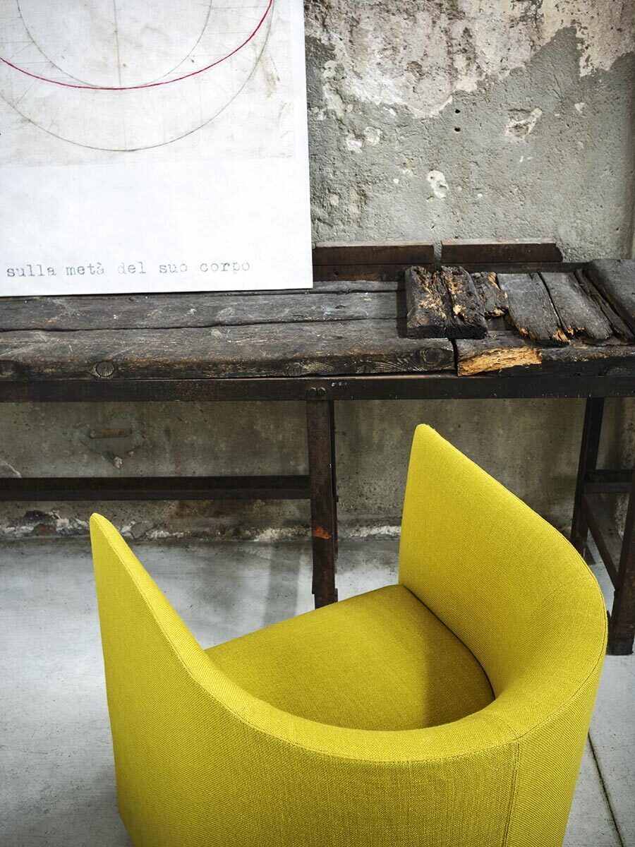 Pisa armchair