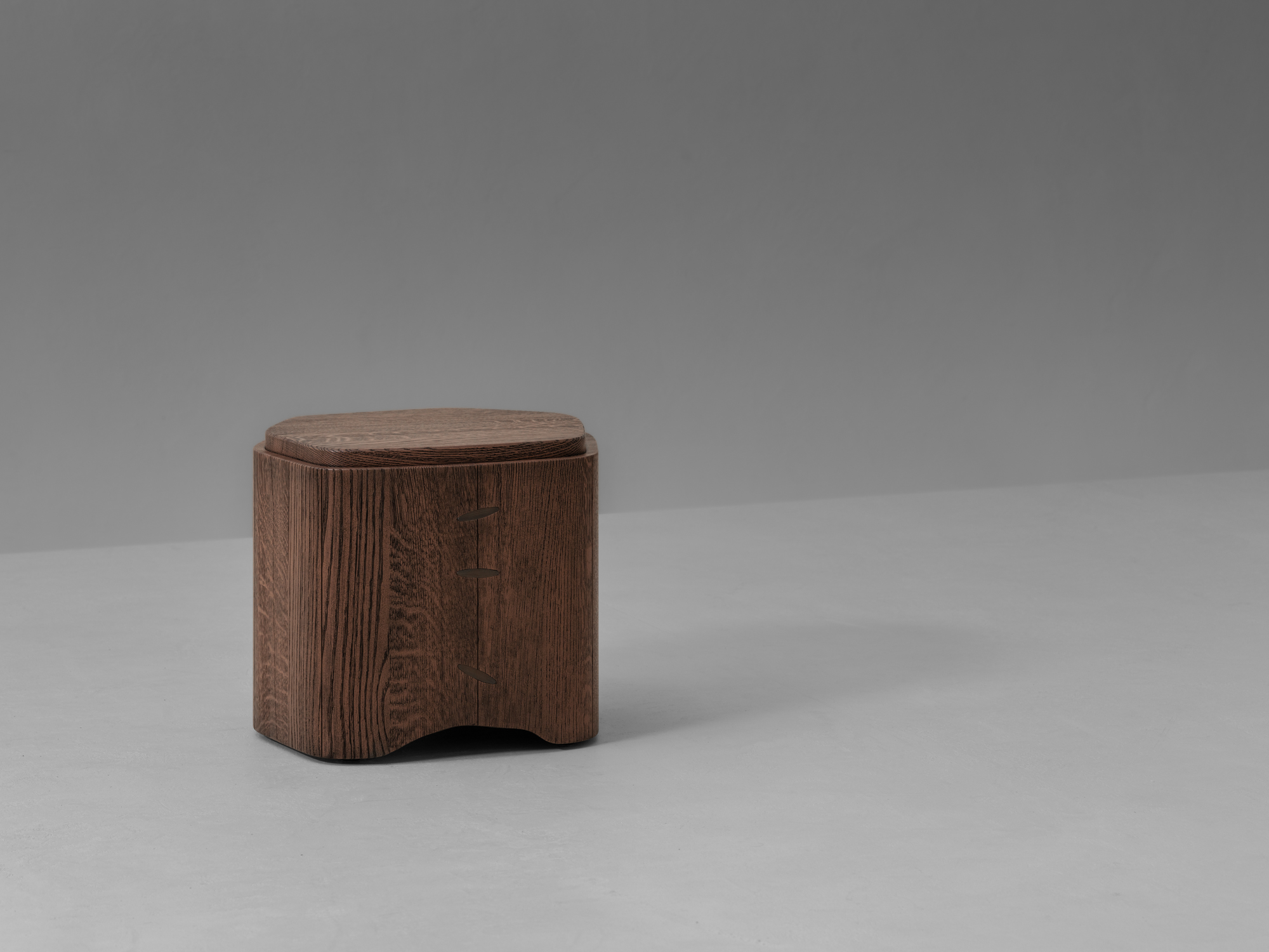 CAIRN Side Table