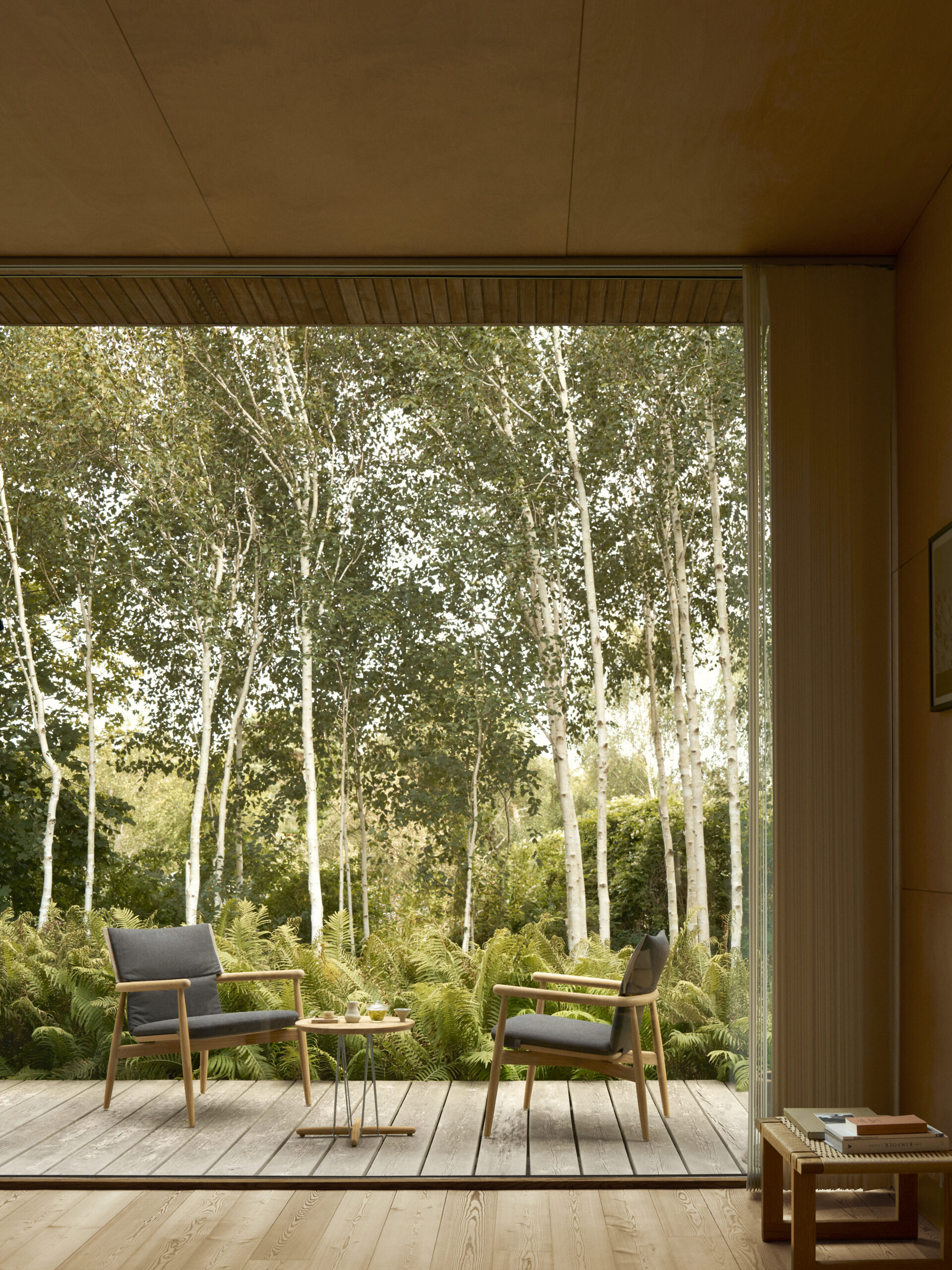 E018 Embrace Outdoor Lounge Chair | EOOS | 2025