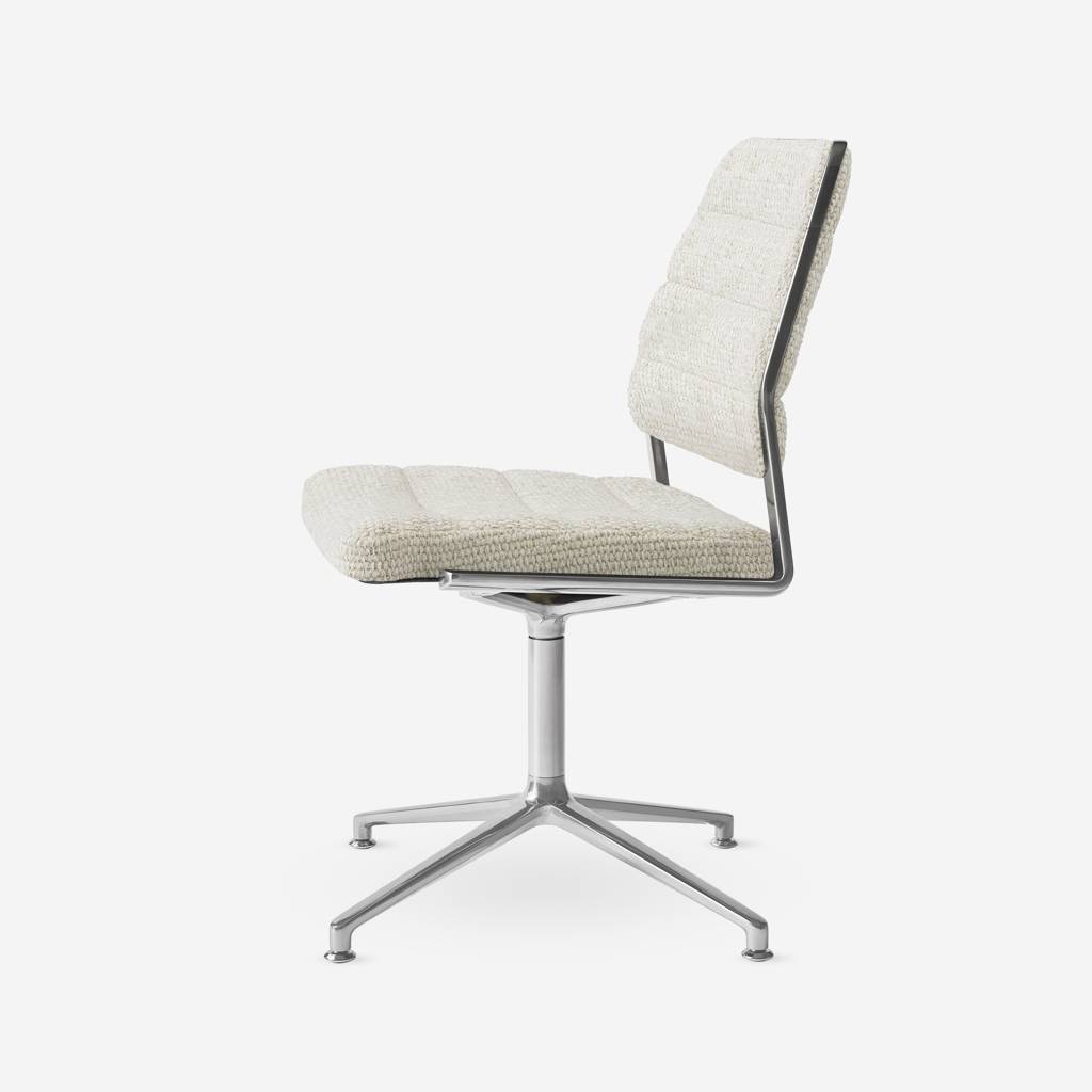 VIPP 454 Swivel Chair w/gliders