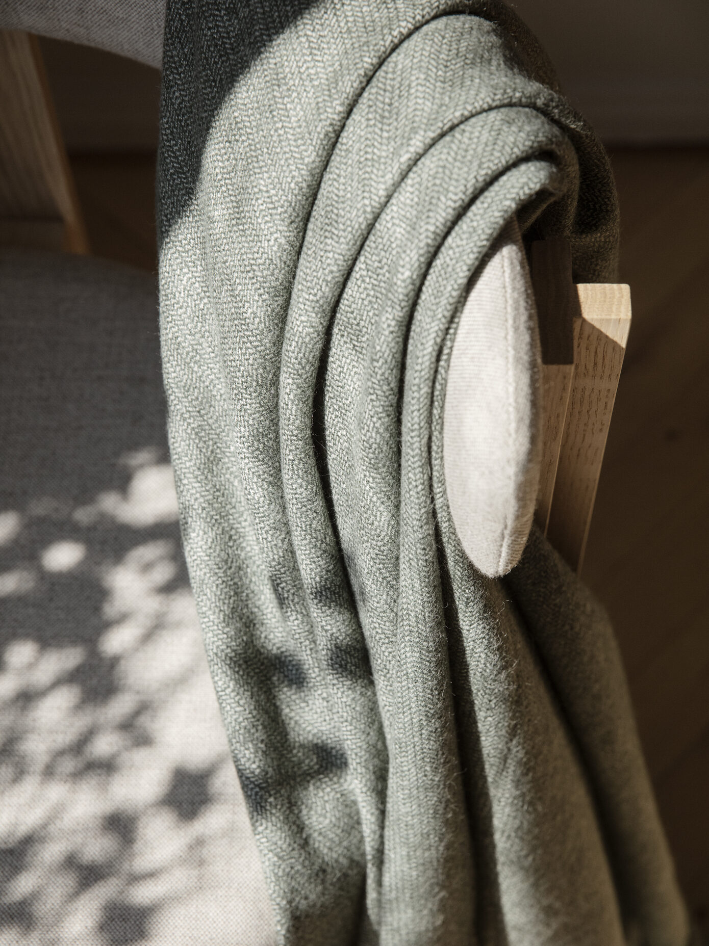 Heddles Throw | Karin Carlander