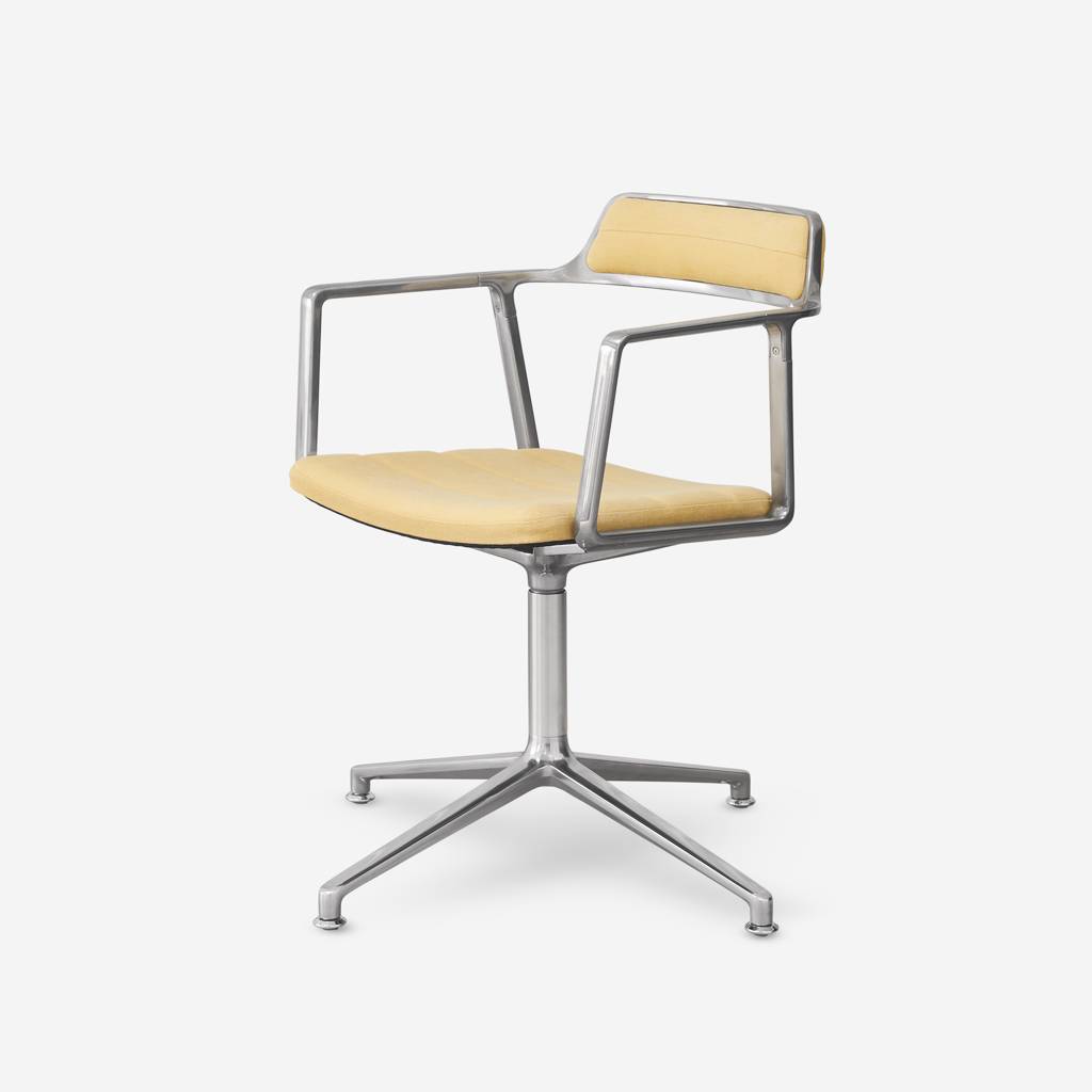 VIPP 452 Swivel Chair w/gliders | Mesura Edition